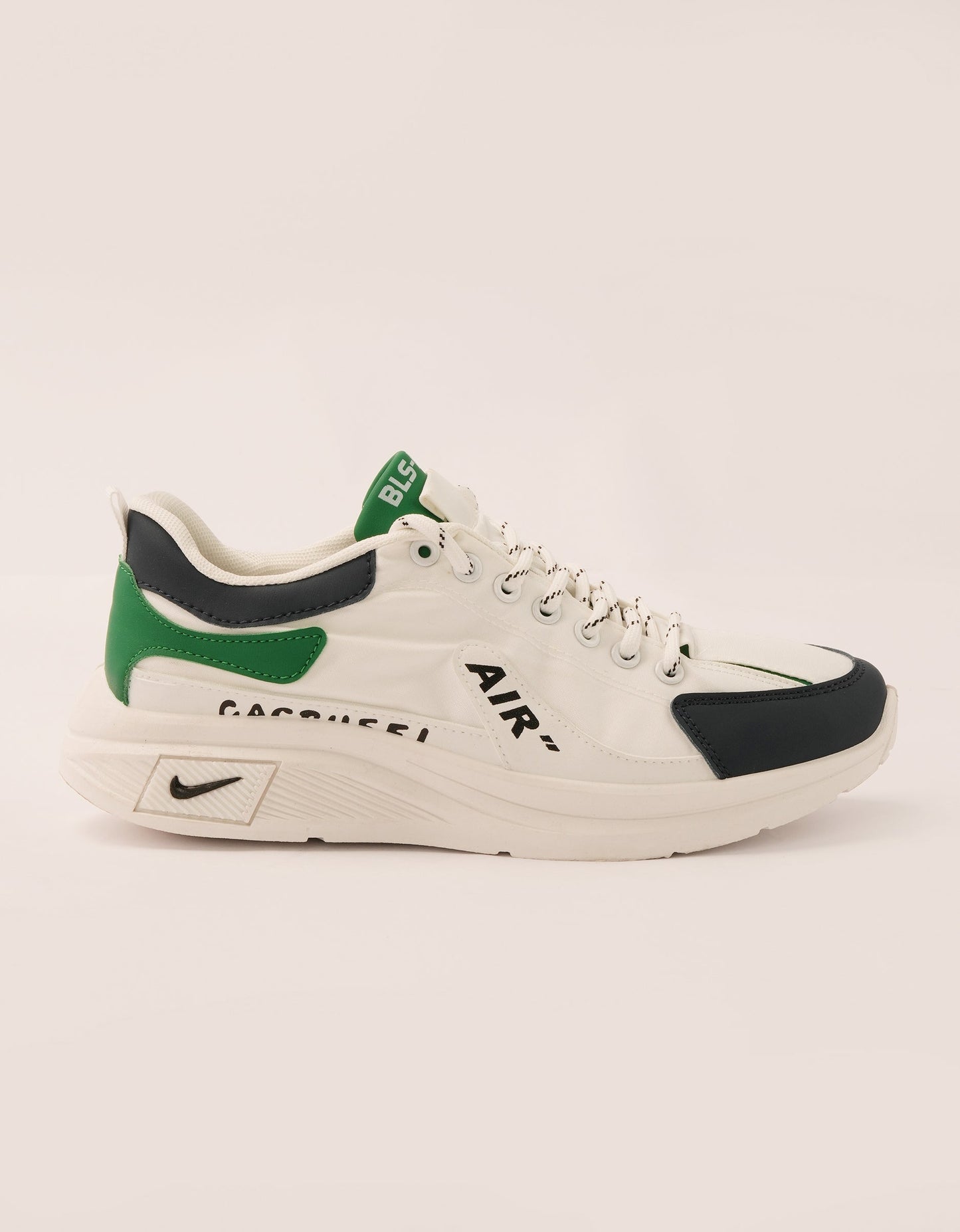 Air Pump Sporty Sneakers