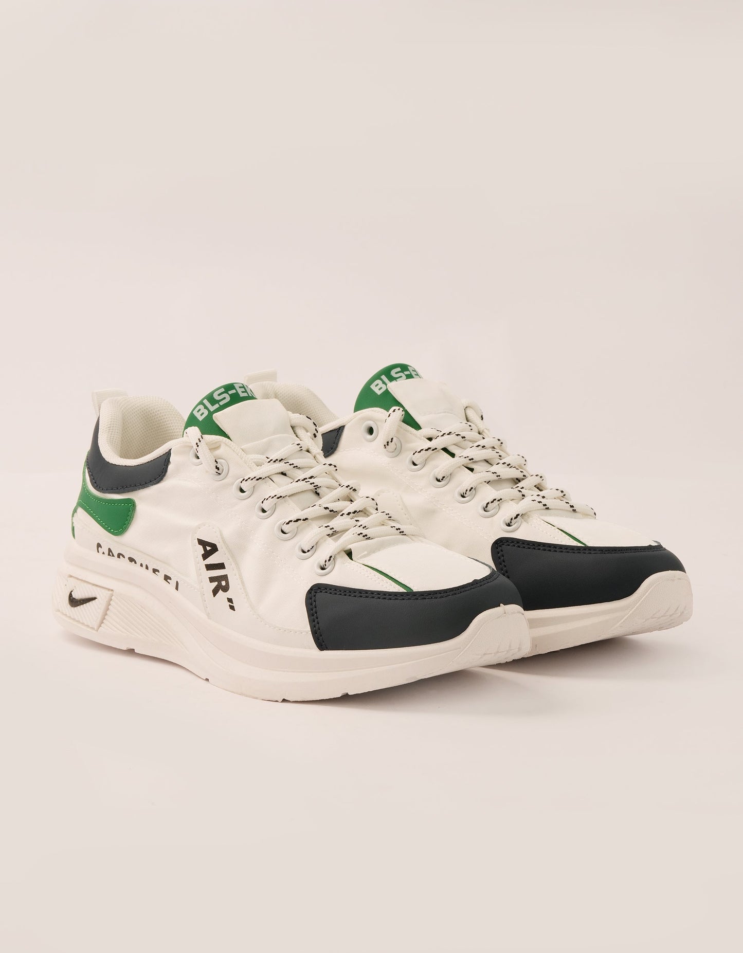 Air Pump Sporty Sneakers