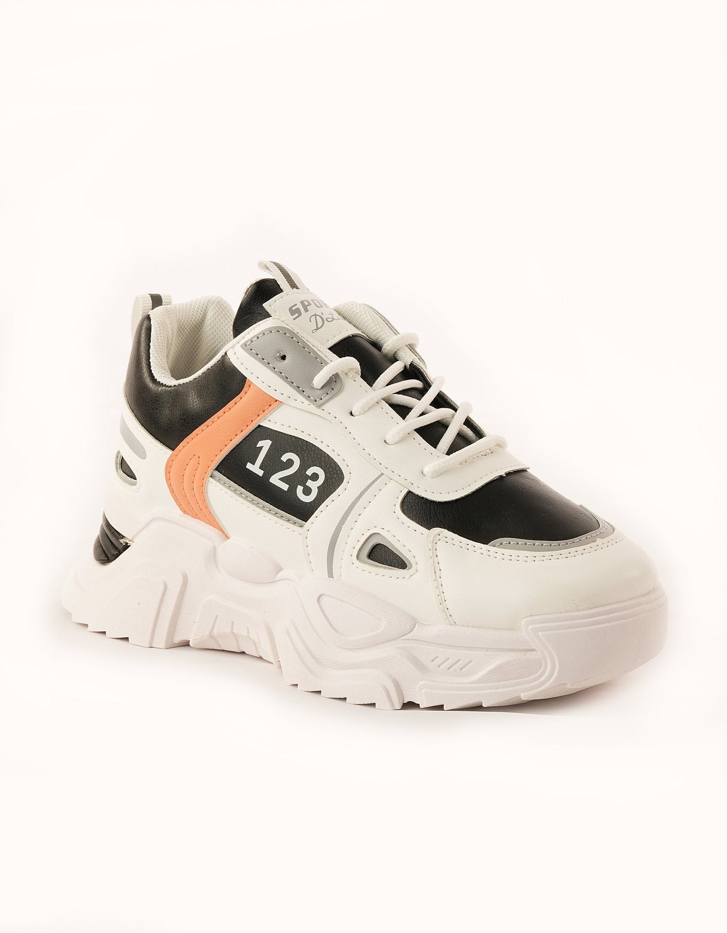 Women Urban Edge 123 White & Black Sneakers