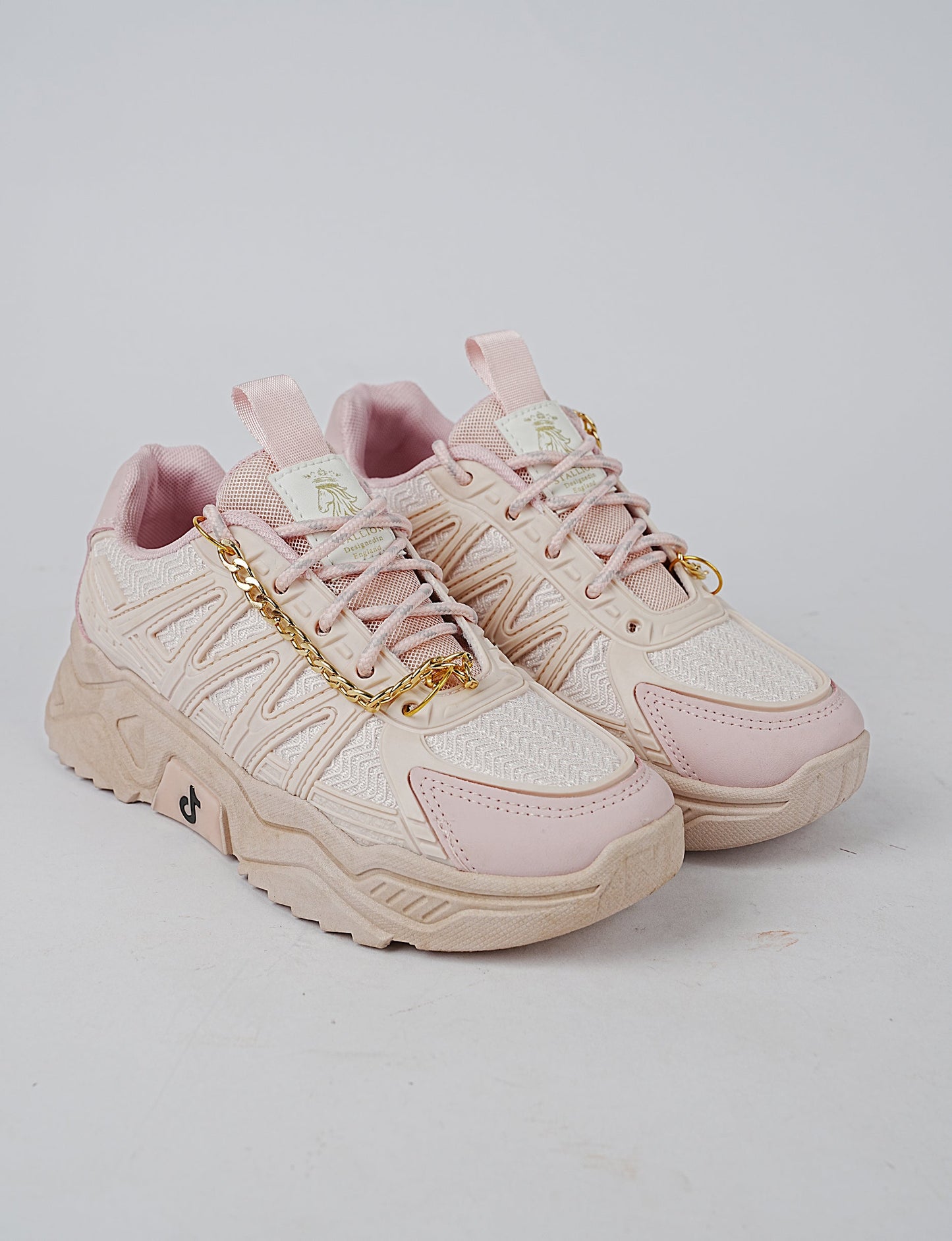 Women Blossom Trail Sneakers