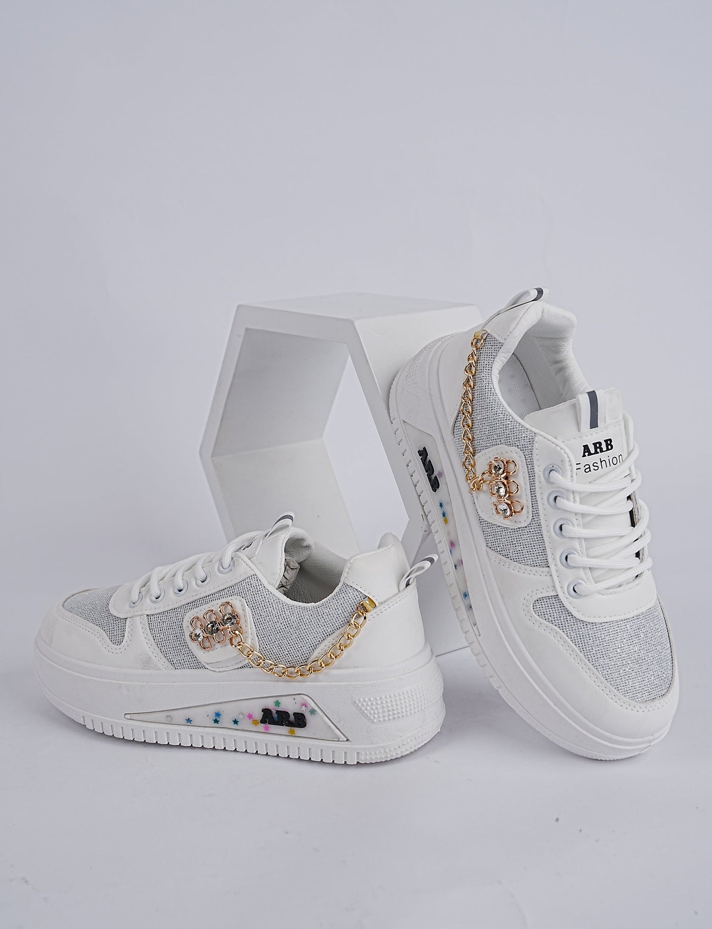 Blush Luxe Chain Sneakers White – Elegant Style, Everyday Comfort