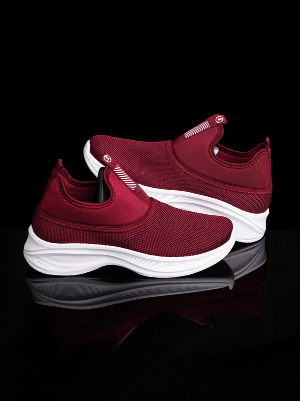 FlexKnit Performance Lace-Up Trainer