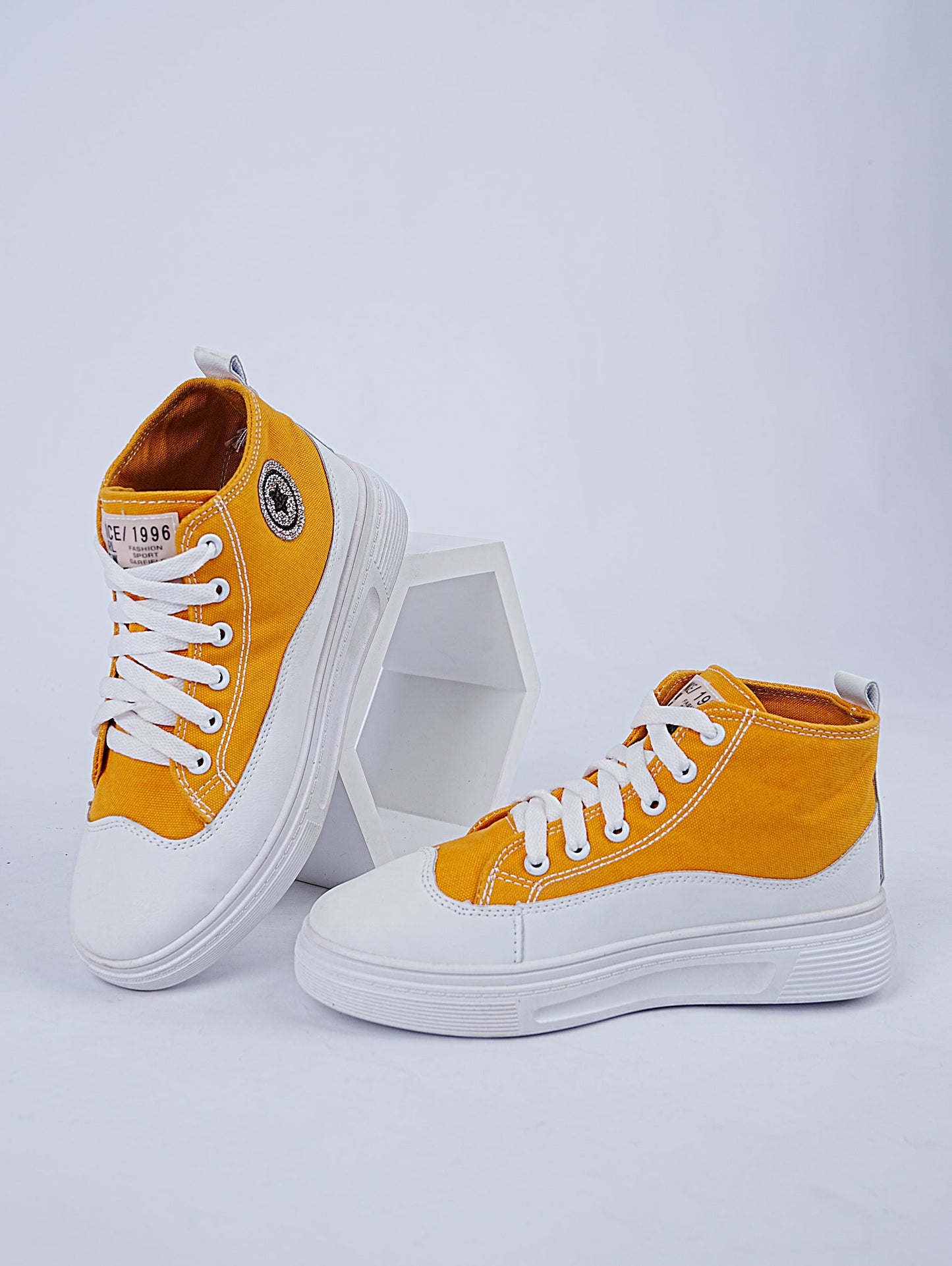 Women All Star High Ankle Sporty Sneakers