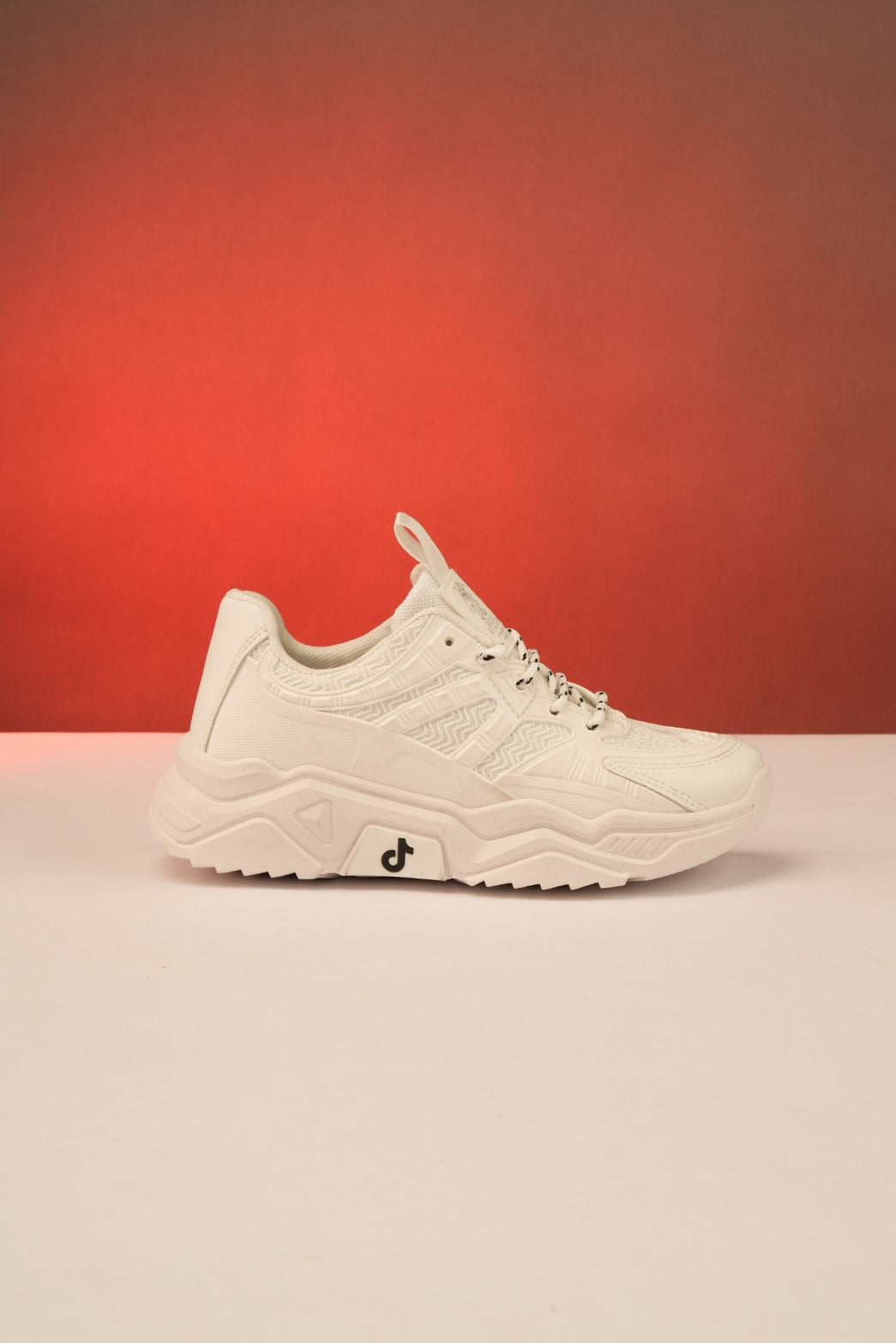 Women Ivory Essence Runners